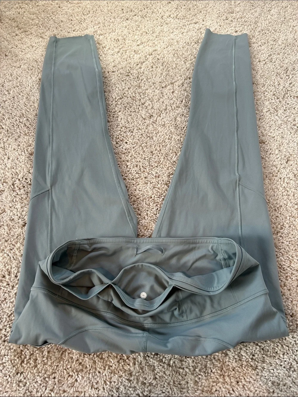 Lululemon Fast and Free Tight II muted slate-blue high-rise leggings Size 10